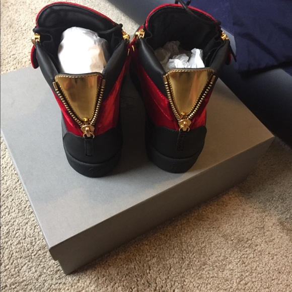 Guiseppe 43” - Picture 5 of 5